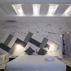 Design&art Pie' Πανσιόν